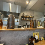 SPICY CURRY 魯珈 - 内観