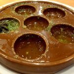 サイゼリヤ - あっという間にエスカルゴが無くなっていく