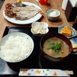 ナカガワ☆スエ食堂 - 焼魚定食1200円