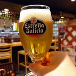 Mesombasuka - スペインビール エストレージャダム＠900円(税込)