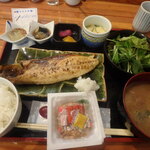 魚籠庵 - 焼き魚定食　トロサバ塩焼き（納豆付）¥1,200