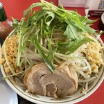 ラーメン もっけだの - 2023.6限定『トマトチーズつけ麺ニンニク野菜マシマシ』のトッピング