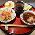 Tempura Tsukune Jima - サラダ　漬物　天つゆ