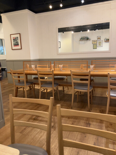 Freshness Burger Shinjuku 3 Chome Ten photo 4