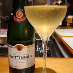 馳走 啐啄一十  - お酒
      ①テタンジェ・ブリュット・レゼルヴNV(シャンパーニュ、フランス)
      葡萄品種:シャルドネ40％、ピノ・ノワール35％、ピノ・ムニエ25％