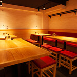 酒場MORI - テーブル席