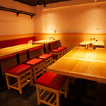 酒場MORI - テーブル席