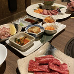 Kutsurogi No Koshitsu Yakiniku Wagyuu No Sato - 