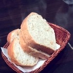 Osuteriawabisuke - パンは２種類(二人前)