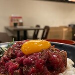 精肉・卸の肉バルSanoso - 