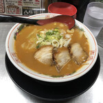 八仙楼 - 熟成みそラーメンピリ辛750円