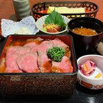 Yoshiya - ローストビーフ重  ご飯大盛り
