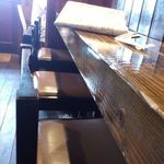 ビーフシチューとハンバーグステーキのお店 BUN吉 - カウンター席（全部で５席）