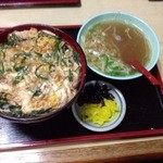 福栄食堂 - 玉子丼500円&スープ60円