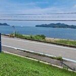 ばぁばのお昼ごはん - 対岸の大島