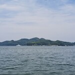 ばぁばのお昼ごはん - 大島と渡海船