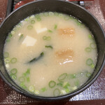 海鮮丼 日の出 - 