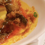 Curry Dining MoMo - ポテト＆ナスのアップ。油が多め