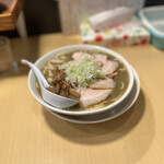 西中華そば店 - 濃い中華そば 700円