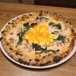 good spoon pizzeria&cheese - ほうれん草ベーコンビスマルク