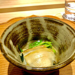 炎水 - 炊き合わせは徳島の鮑と若菜　青柚子の香りがいいですね♫