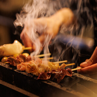 一本がボリューム満点！食べ応えのある備長炭香る焼き鳥