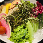 Faiya Ho Ru Yonsen - 色鮮やかな野菜盛り合わせ