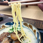 沖縄そば なかざ家 - 麺リフトヽ( ・∀・)ﾉ