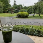 新宿御苑 中央休憩所 - 