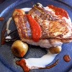 ビストロ デ シュナパン - イトヨリのポワレ2種のソースで