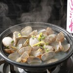 Yuzu-scented clams steamed with Ginjo local sake