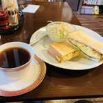 ORIENTAL CAFE - コーヒー一杯おかわり無料でこのセット500円！