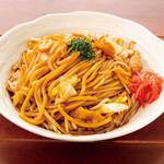 Chewy thick noodle Yakisoba (stir-fried noodles)