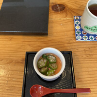 いわ志 本店 - 冷静茶碗蒸し（おくら、梅餡掛け）