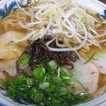 ラーメン専門 川崎 - 色んなラーメンを食べてますがここのラーメンがダントツ一位です！！コクが違います！味や麺の硬さを選べるのがいい！わたしは、辛口、むつこくて、麺はやわらかいのがオススメです！