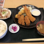 Nagonago - 日替わり(ミックスフライ定食) 900円込み