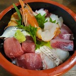 海鮮料理 ぐろっと - 海鮮丼 1,000円