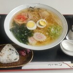 なじみ亭 - ラーメンとおにぎり