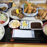 お食事処 すすき - 欲張りランチ1580円税込　かなりのボリュームです。