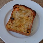 ゆかいパン - 料理写真:もーにんぐの　バタートースト　650円