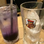 餃子ノ酒場 太陽ホエール - 今永選手の出身大学　紫紺の駒沢カラー