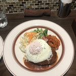 マルクル - 3分熟目玉焼(ﾄﾛﾄﾛ)載せハンバーグ