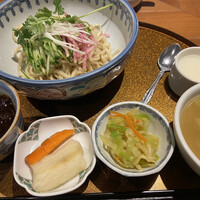 月居 赤坂 - 