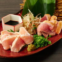 鶏刺し 自家製甘口醤油