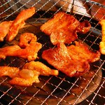 赤から - 鶏皮、鶏せせり、牛カルビ