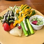 農家ピザくまのグラッチェ - サラダ