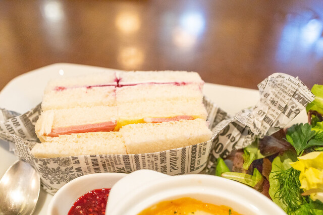 料理写真 2ページ目 : Cafe 1894 - 二重橋前/カフェ | 食べログ