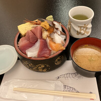 鮨政 西口店 - ちらし大盛り　1210円