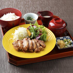 Fried Ise chicken Tatsuta set meal