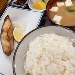 Shima da - 
                        ◆銀ダラ醤油焼き定食 900円税込
                        白飯/ 味噌汁/ 漬物/ 椎茸佃煮
                        